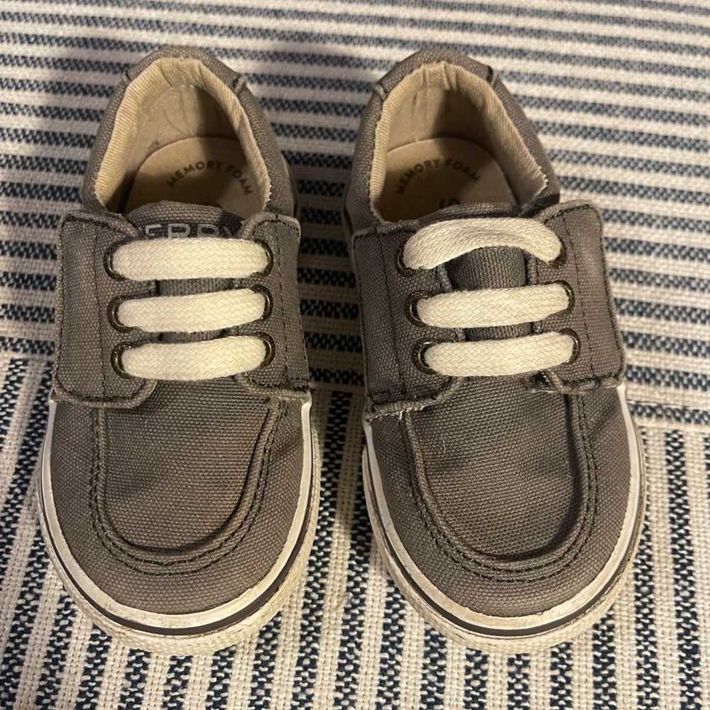 Toddler Sperry’s